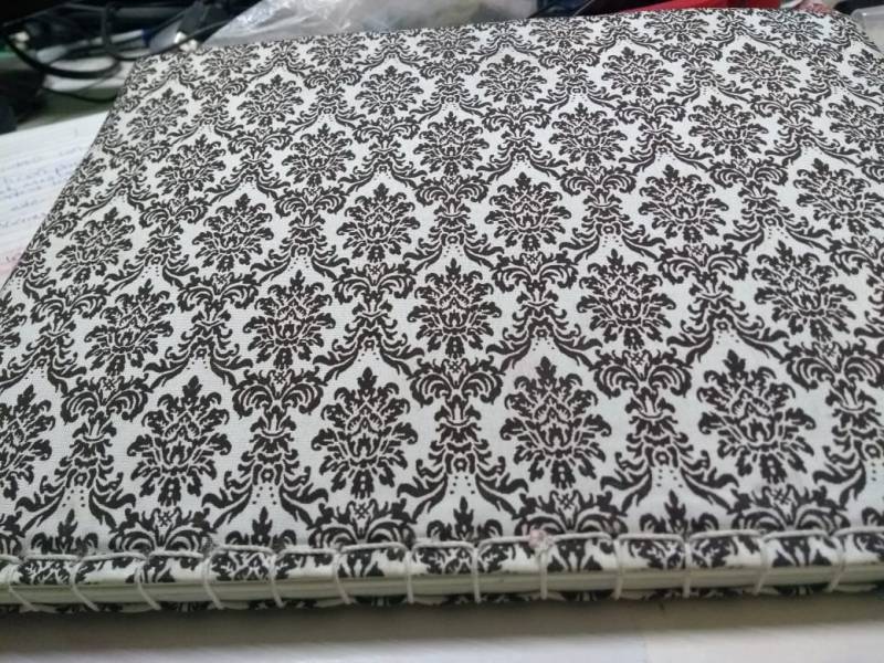 Encuadernación con hojas recicladas: Encuadernación&nbsp;JAPONESA